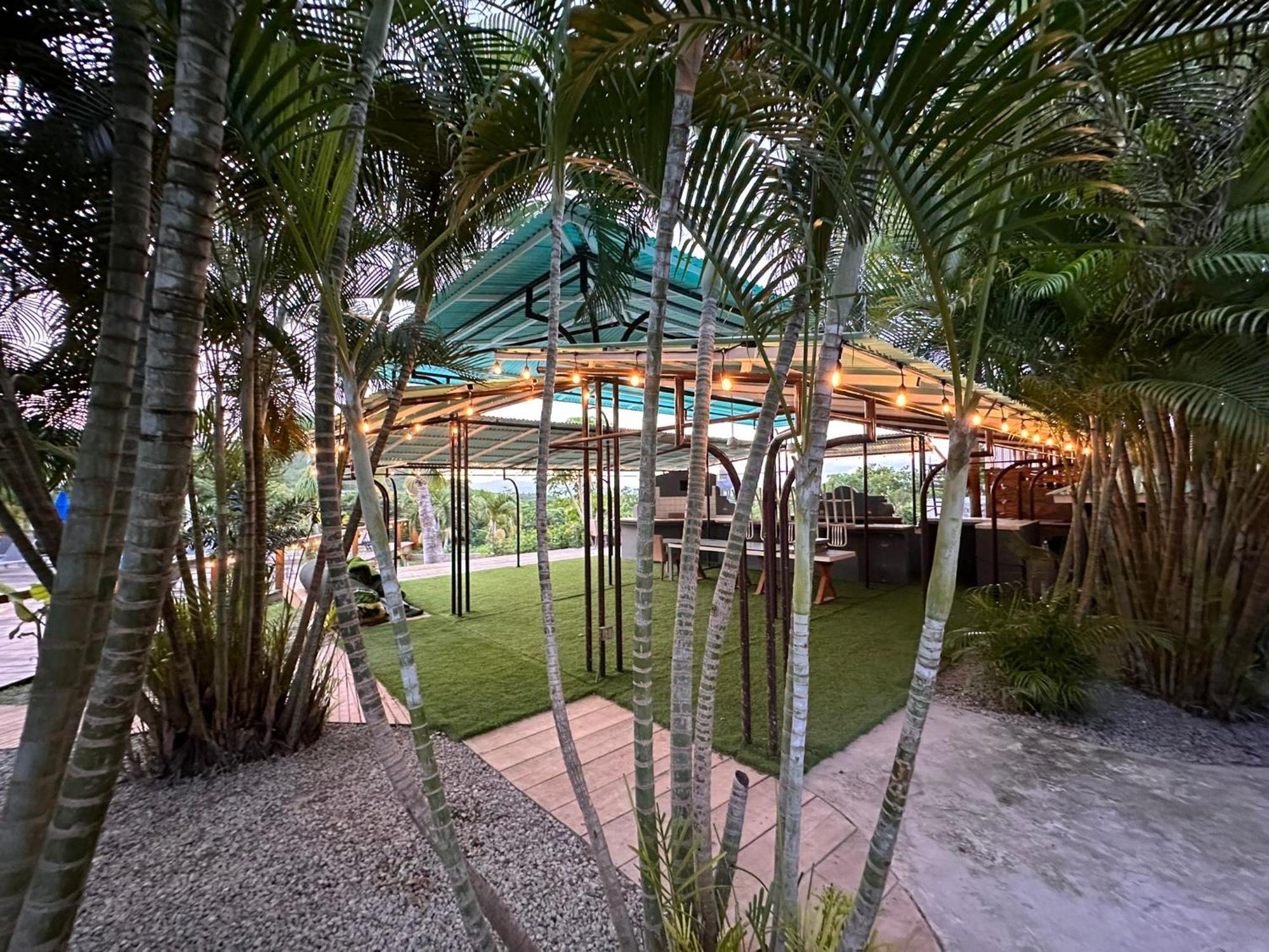 Old Crow Hotel And Suites Vieques Bagian luar foto