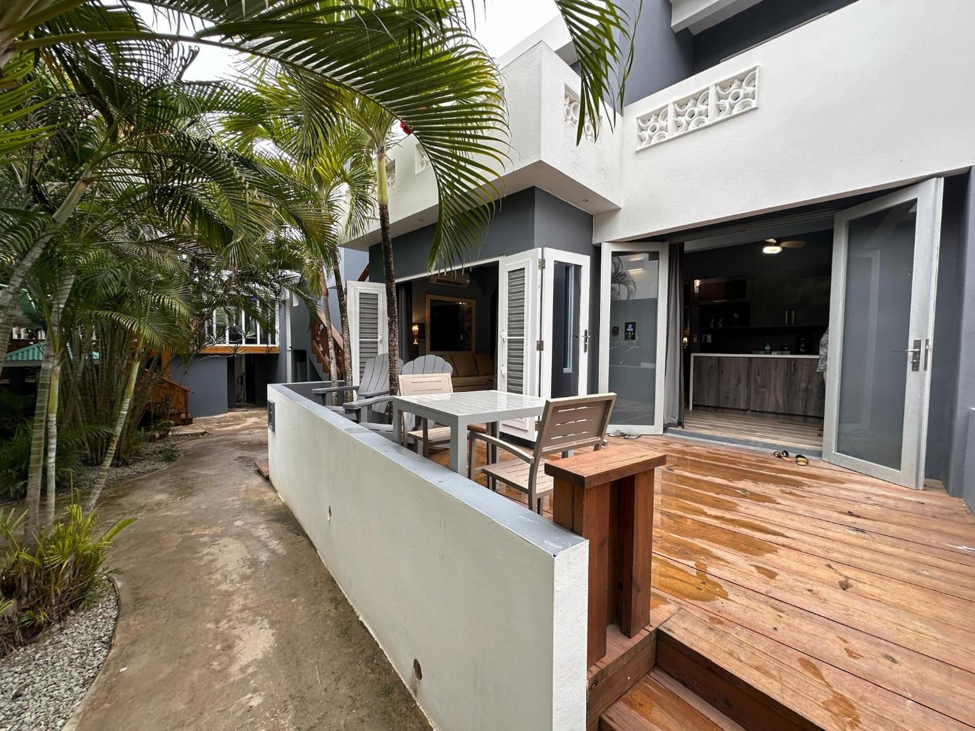 Old Crow Hotel And Suites Vieques Bagian luar foto
